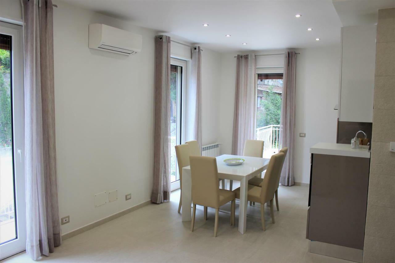 Apartamento La Baia Dei Delfini Taormina Exterior foto