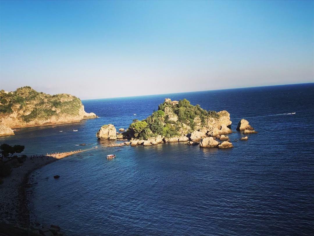 Apartamento La Baia Dei Delfini Taormina Exterior foto