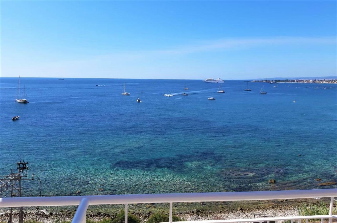 Apartamento La Baia Dei Delfini Taormina Exterior foto